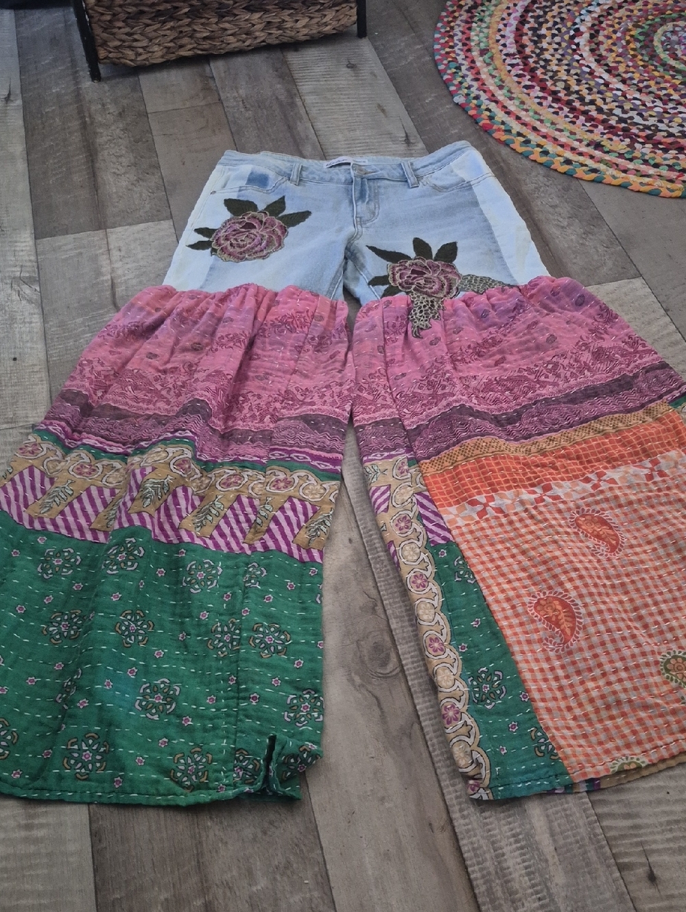 Custom High Quality Denium Bohemian Floral Patchwork Wide-Leg Kantha Pants L - Picture 3 of 8